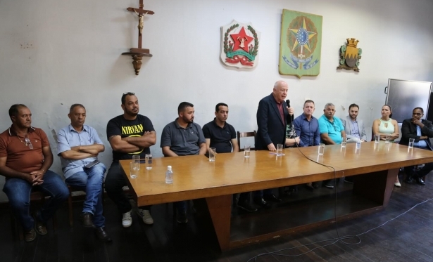 Prefeitura de Ouro Preto empossa trs novos secretrios